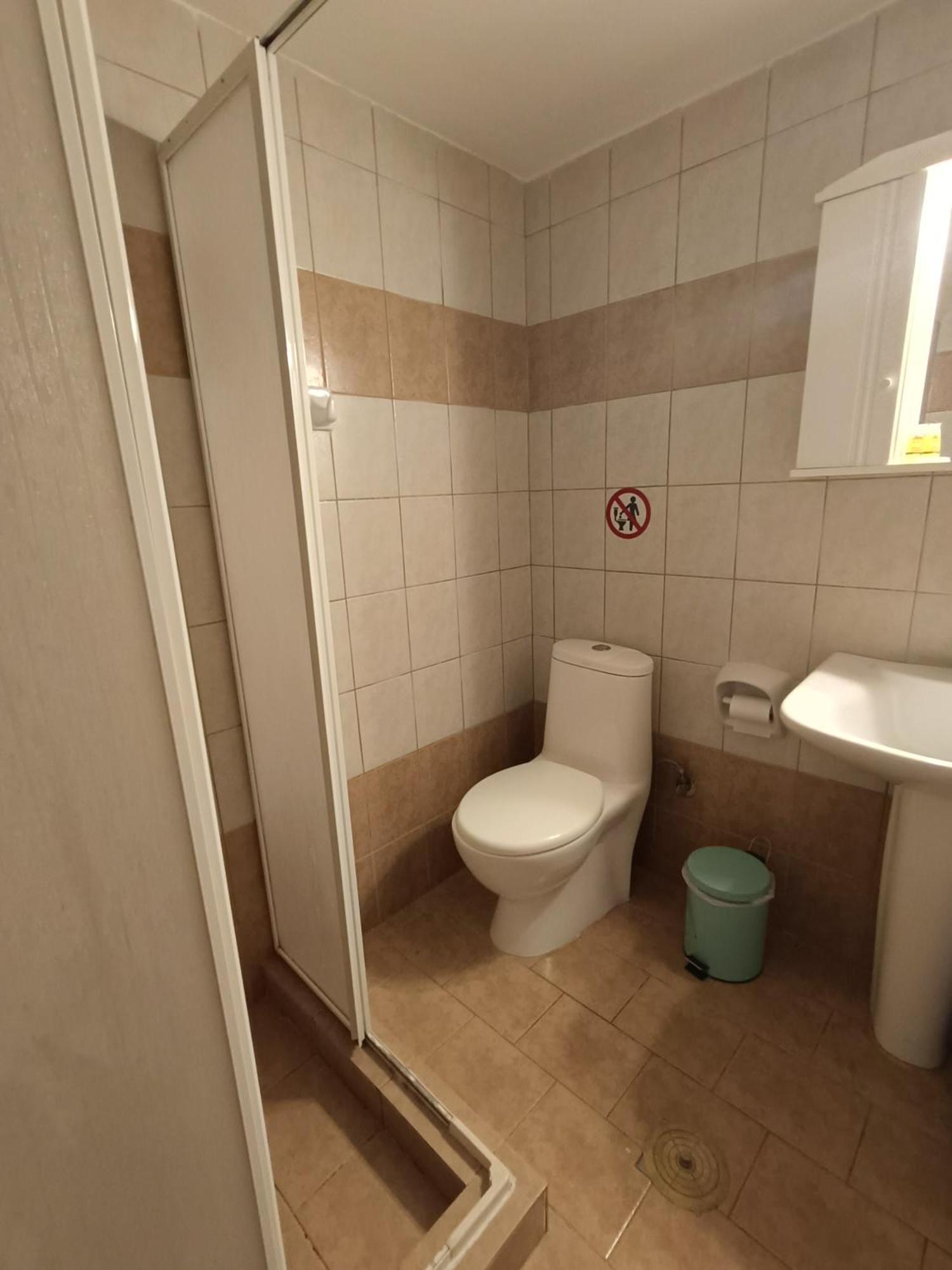 Cozy apartment in the center of Aighion Achaia - ground floor - ισόγειο στουντιο Αίγιο Εξωτερικό φωτογραφία